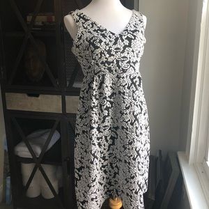 Maternity Dress - black and white